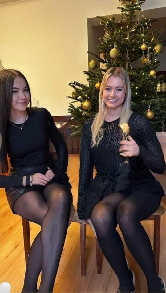 Pantyhosed ladies comment which one is for you