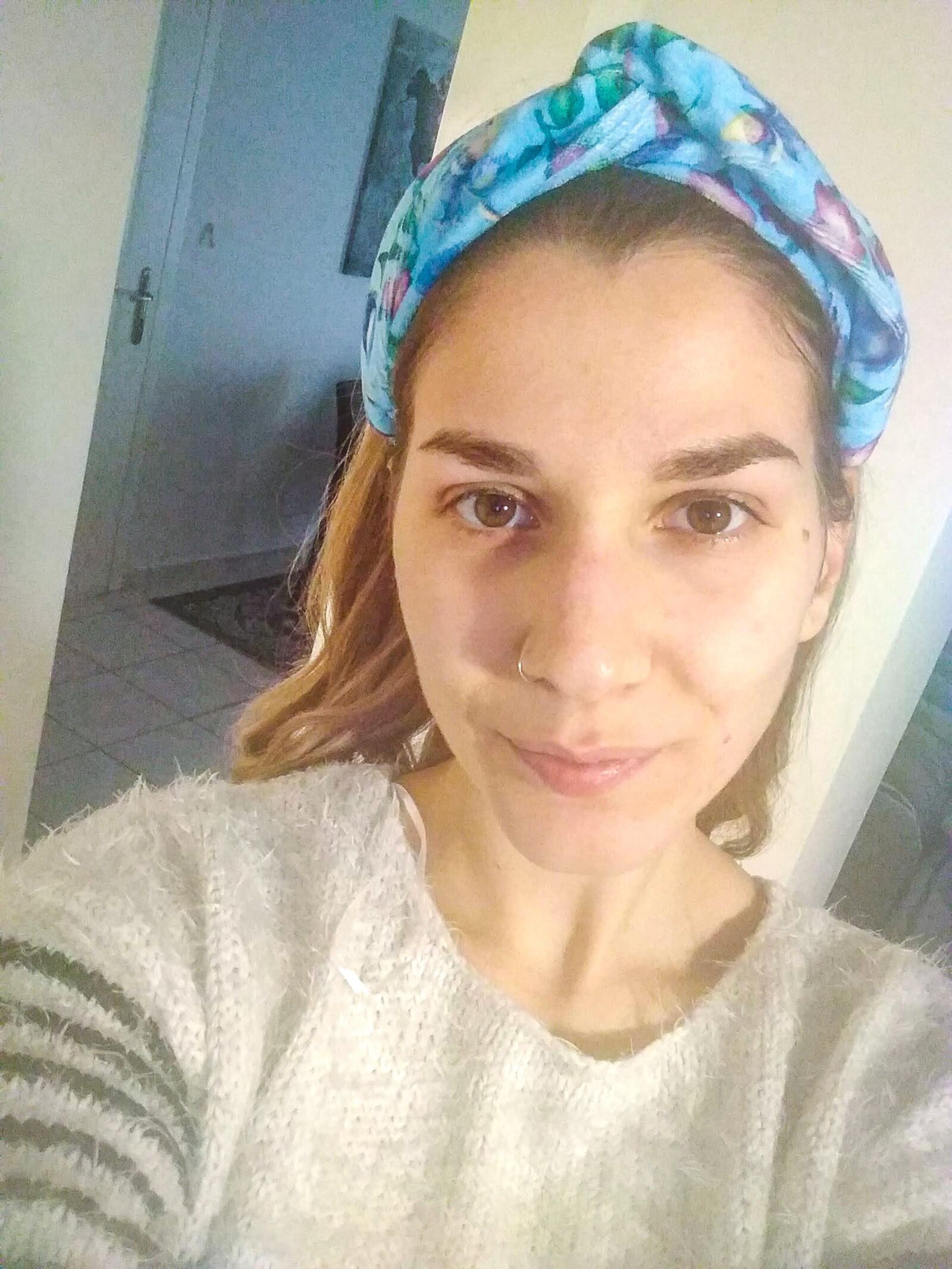 Puta joven cachonda y hermosa