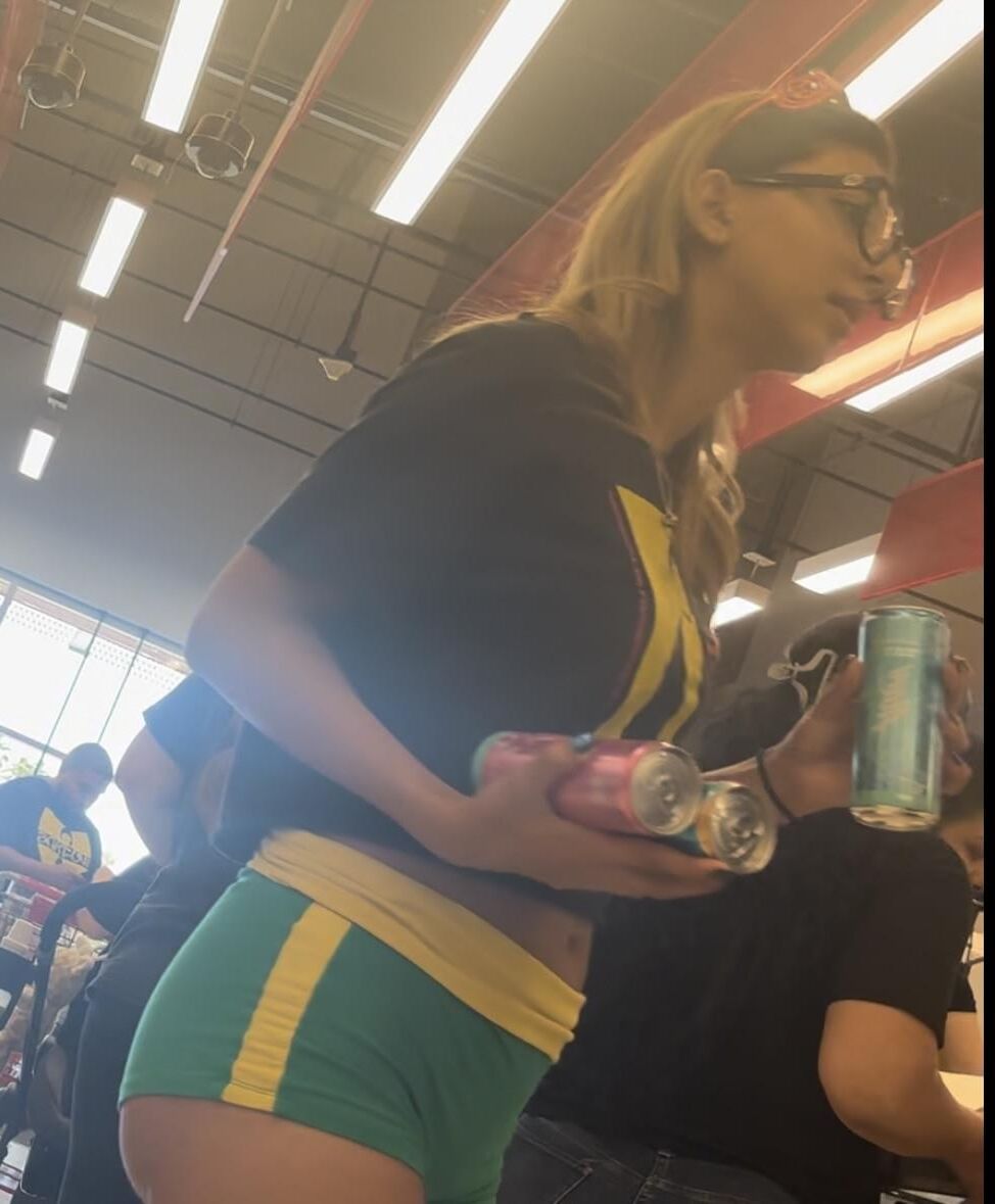 Random Candids Girls if ur ready to cum