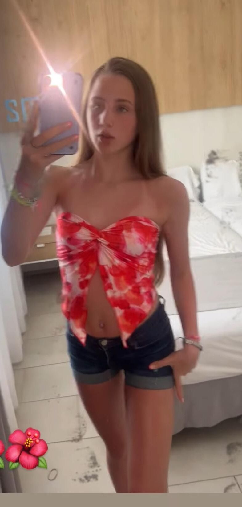 Leah tighter than a vice this doll will make men cum in SECONDS!