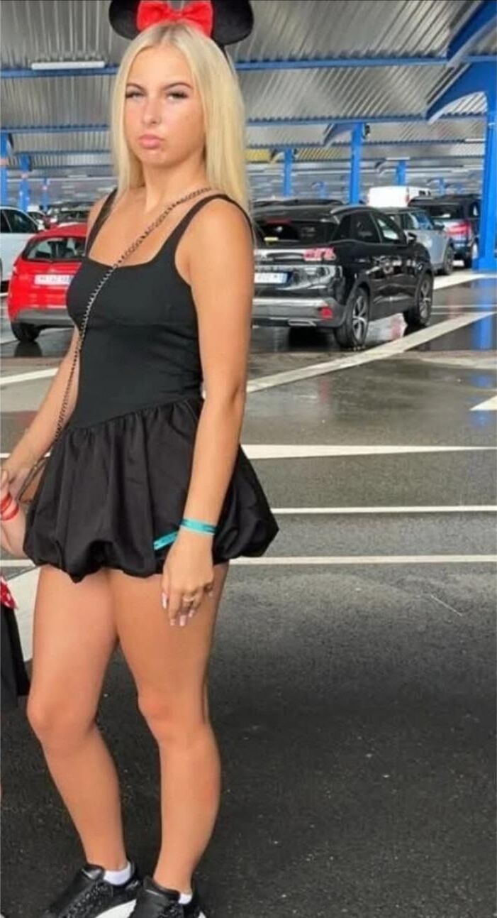 My Ex GF Daughter Abbie she a schoolie teen shes RIPE shes ready