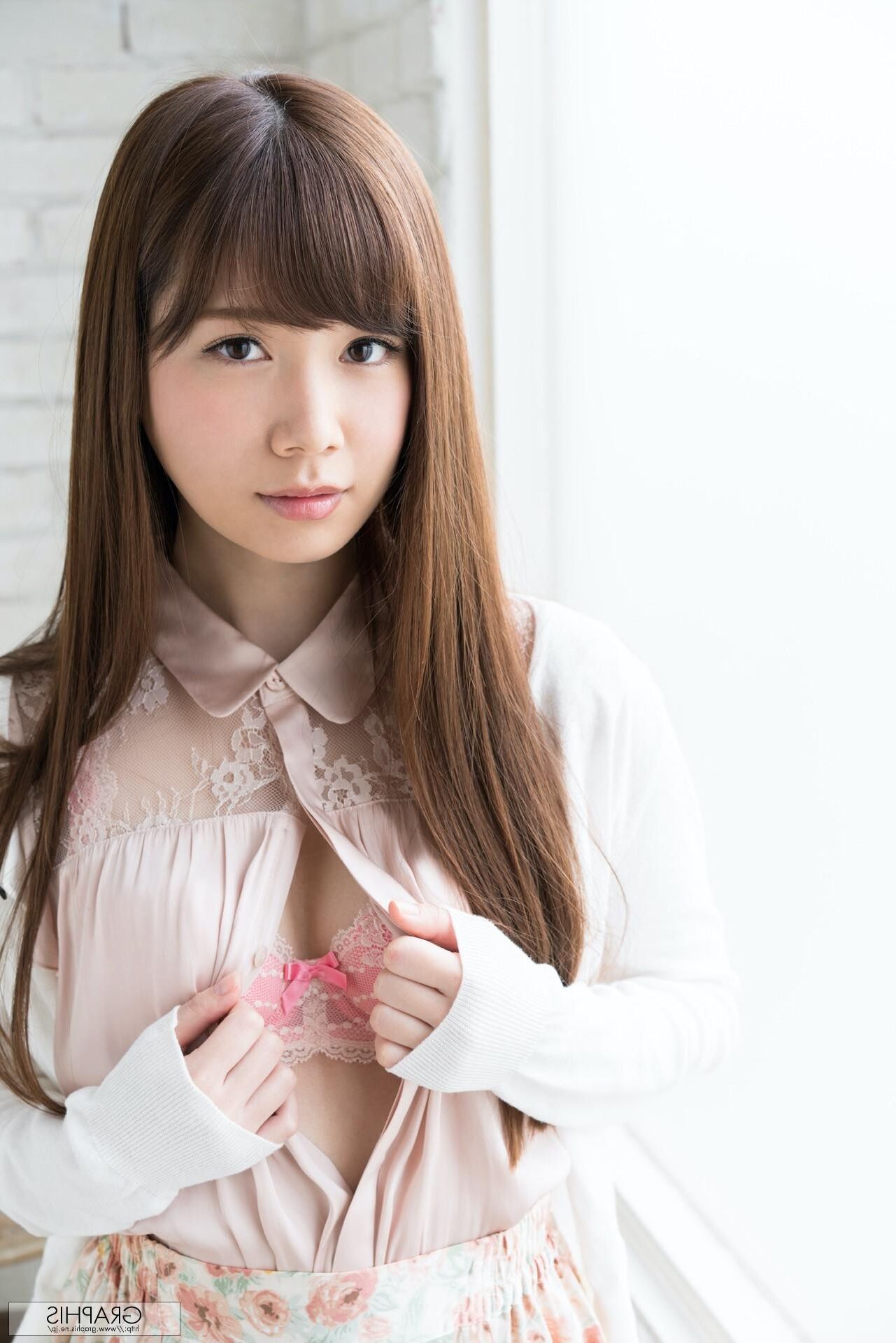 Tsumugi Akari Graphis akari彼女の人生で1日