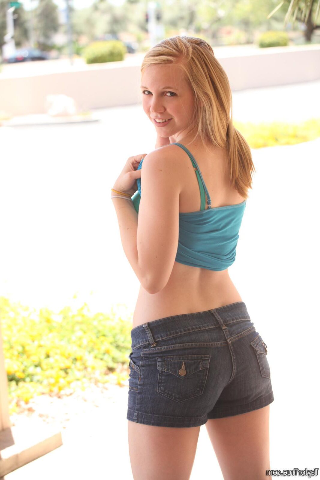 TaylorTrue TAYLOR Stripping by fountain
