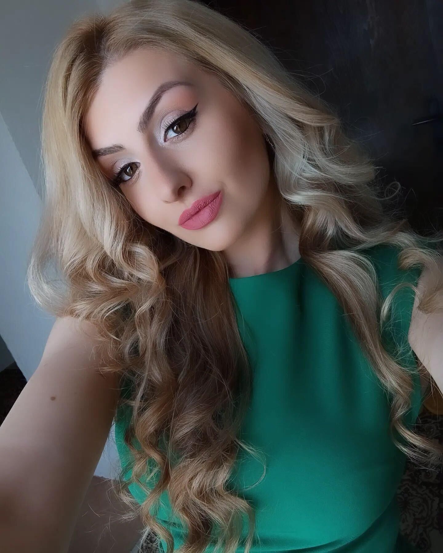 Faces To Cum On