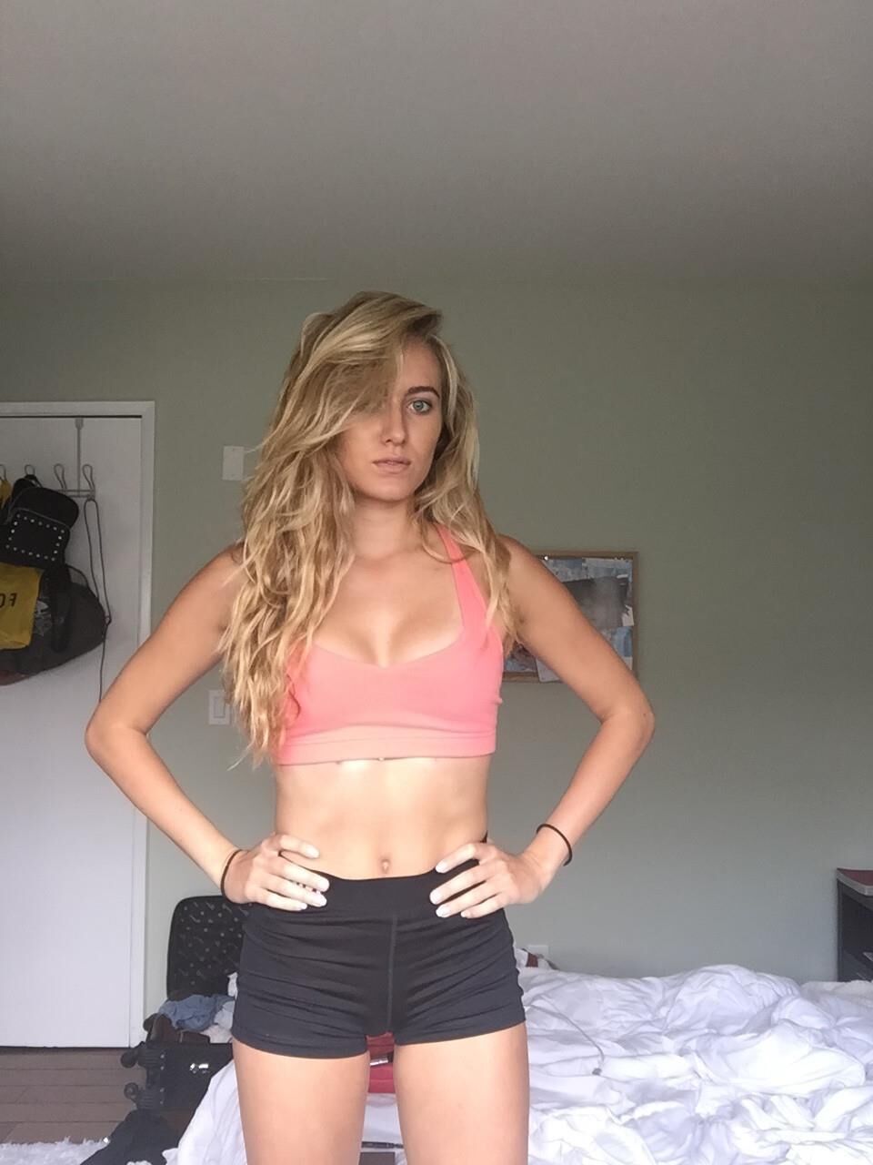 Girls in Short Shorts
