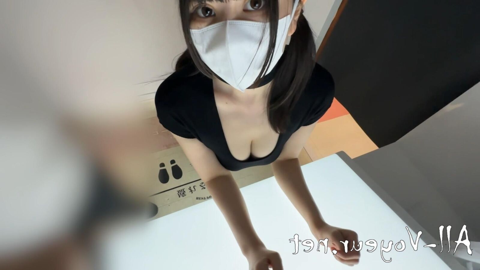 最新の日本の10代のポルノ8月