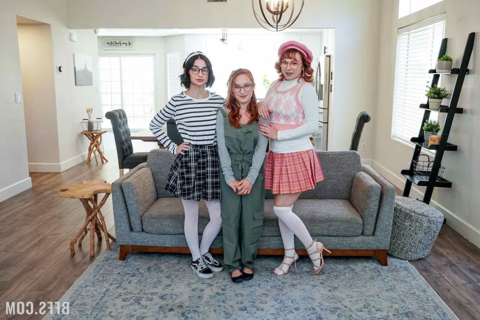 BFFS AVA SINCLAIR A FUCKing Great Girlsの午後