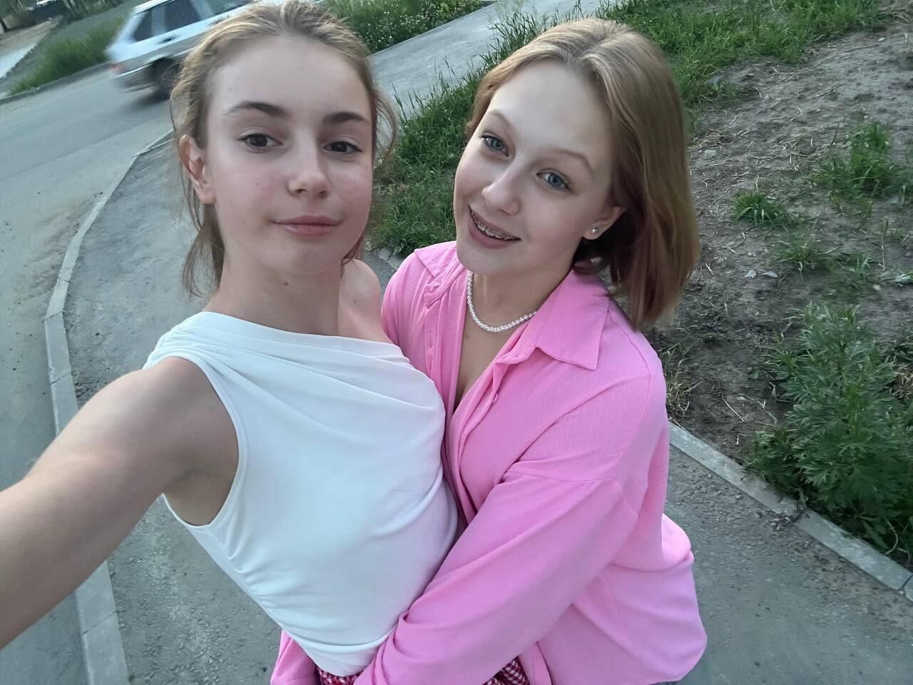 Non Nude Daughters Mixed 