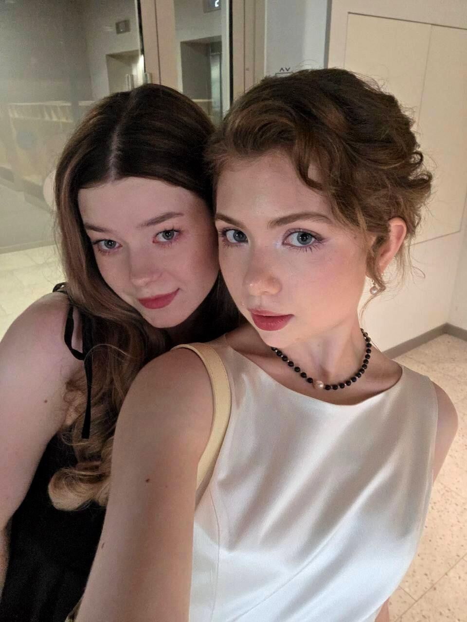 Non Nude Daughters Mixed 