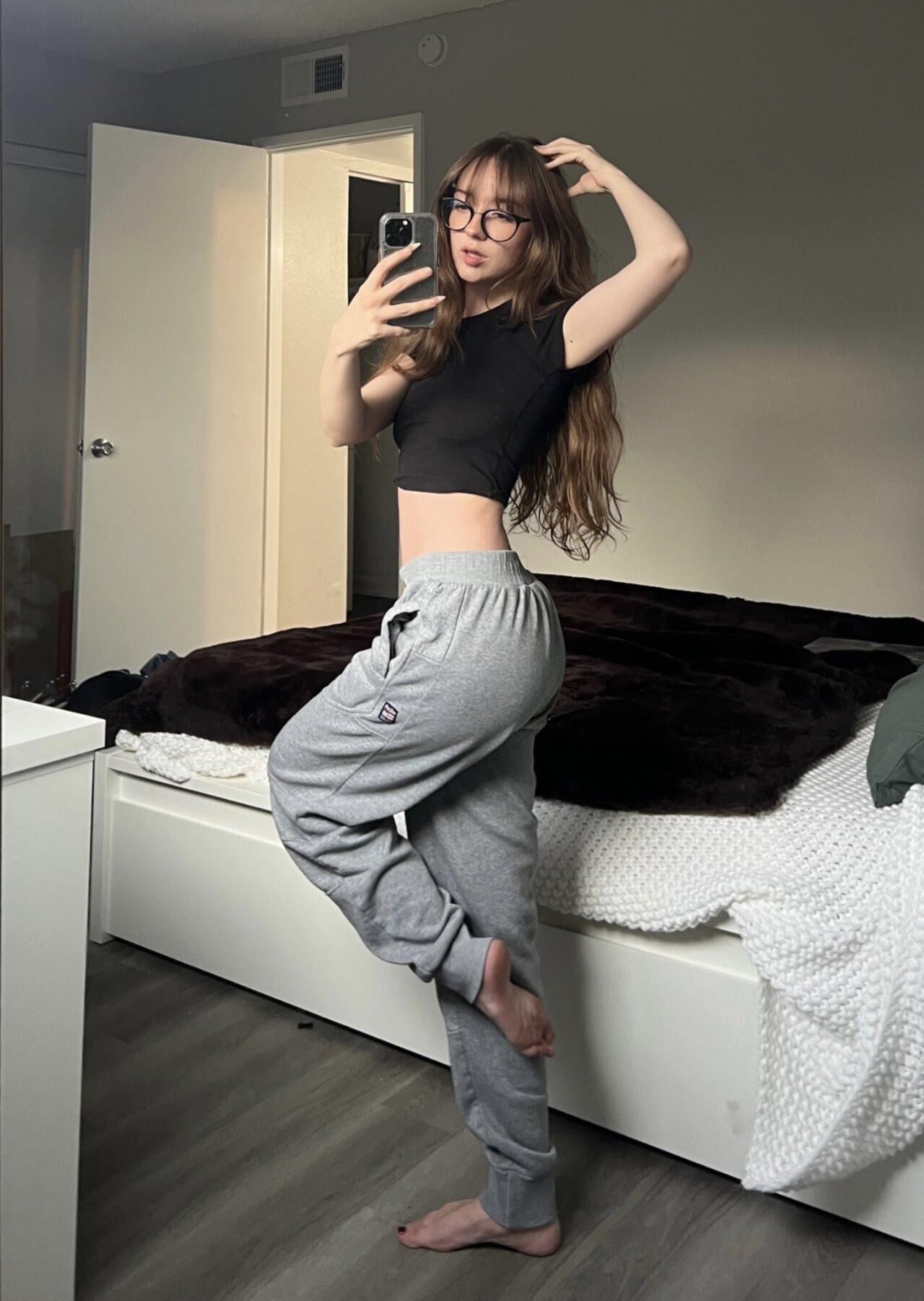 Tiinybrats cute feet