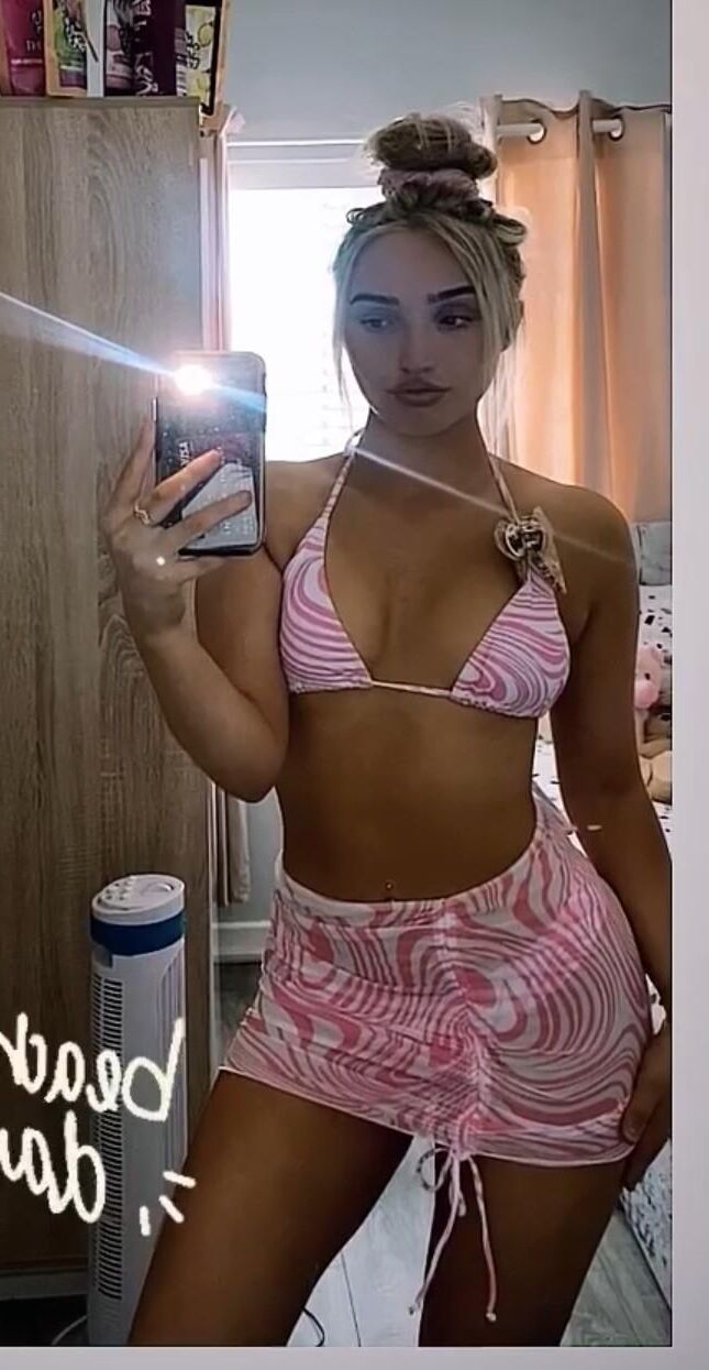 FAT ASSED teen fuckmeat Kacie is ready SHES FUCKING ripe