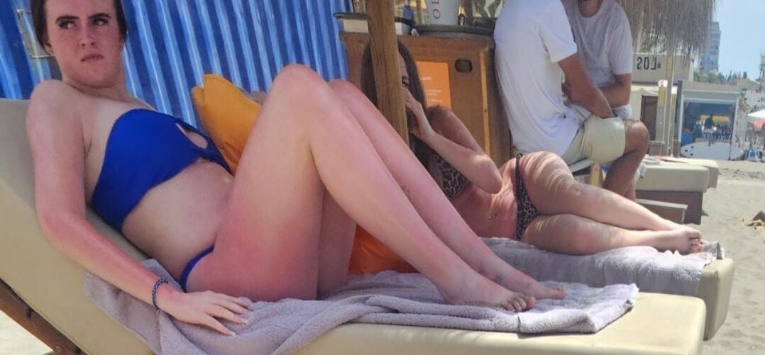 Two candid teens on holiday who gets it SKINNY OR CHUNKY ONE