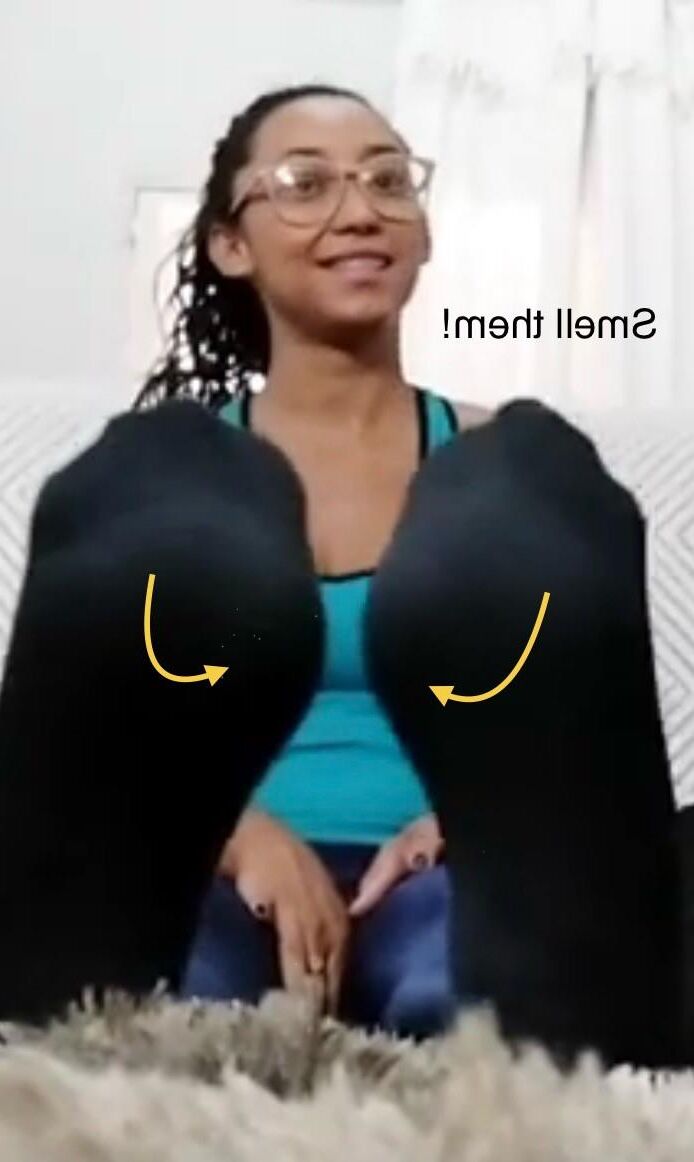 Sexy Latin Nerd teases and gives you a foot sniff instructional