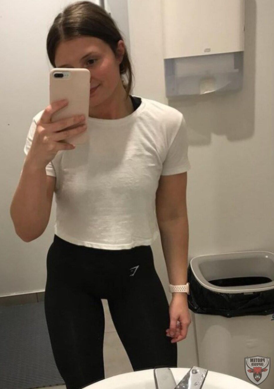 Tight amateur brunette teen