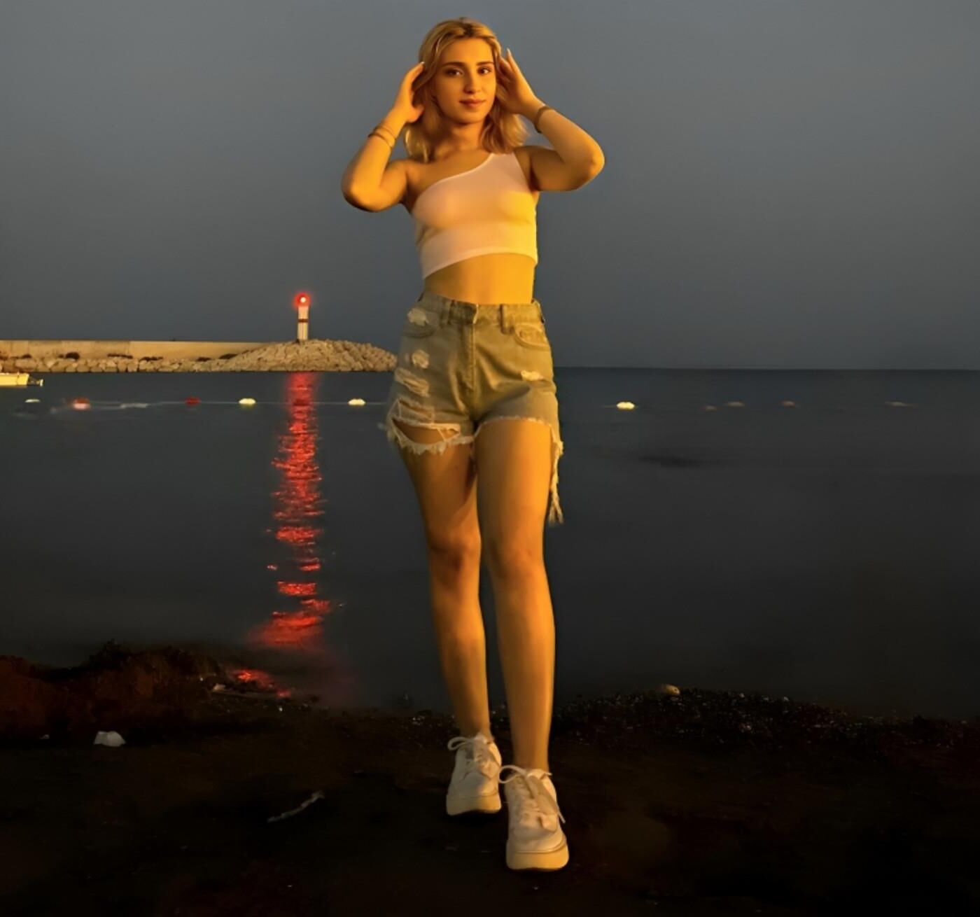 SEXY TURKISH TEEN 