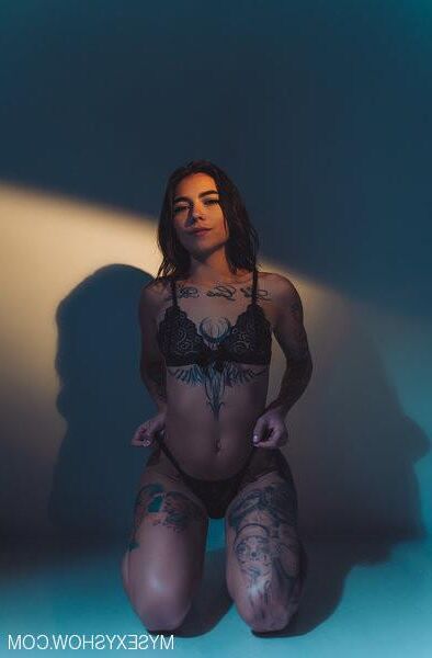 Abrilramirez at MySexyShow.com