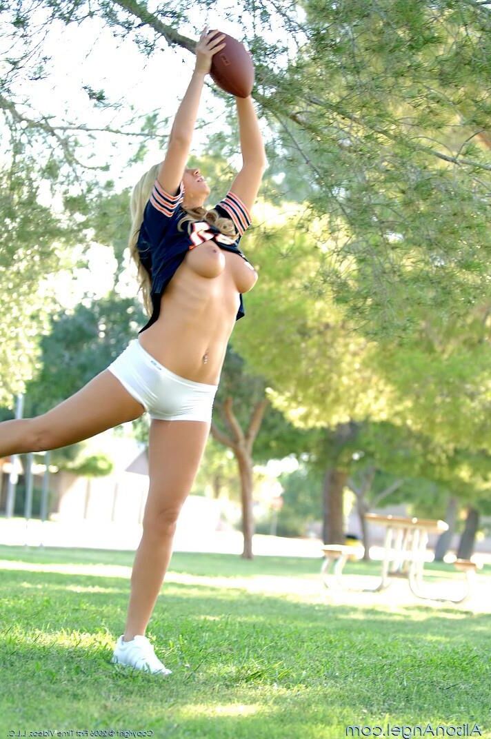 AlisonAngel ALISON Play ball