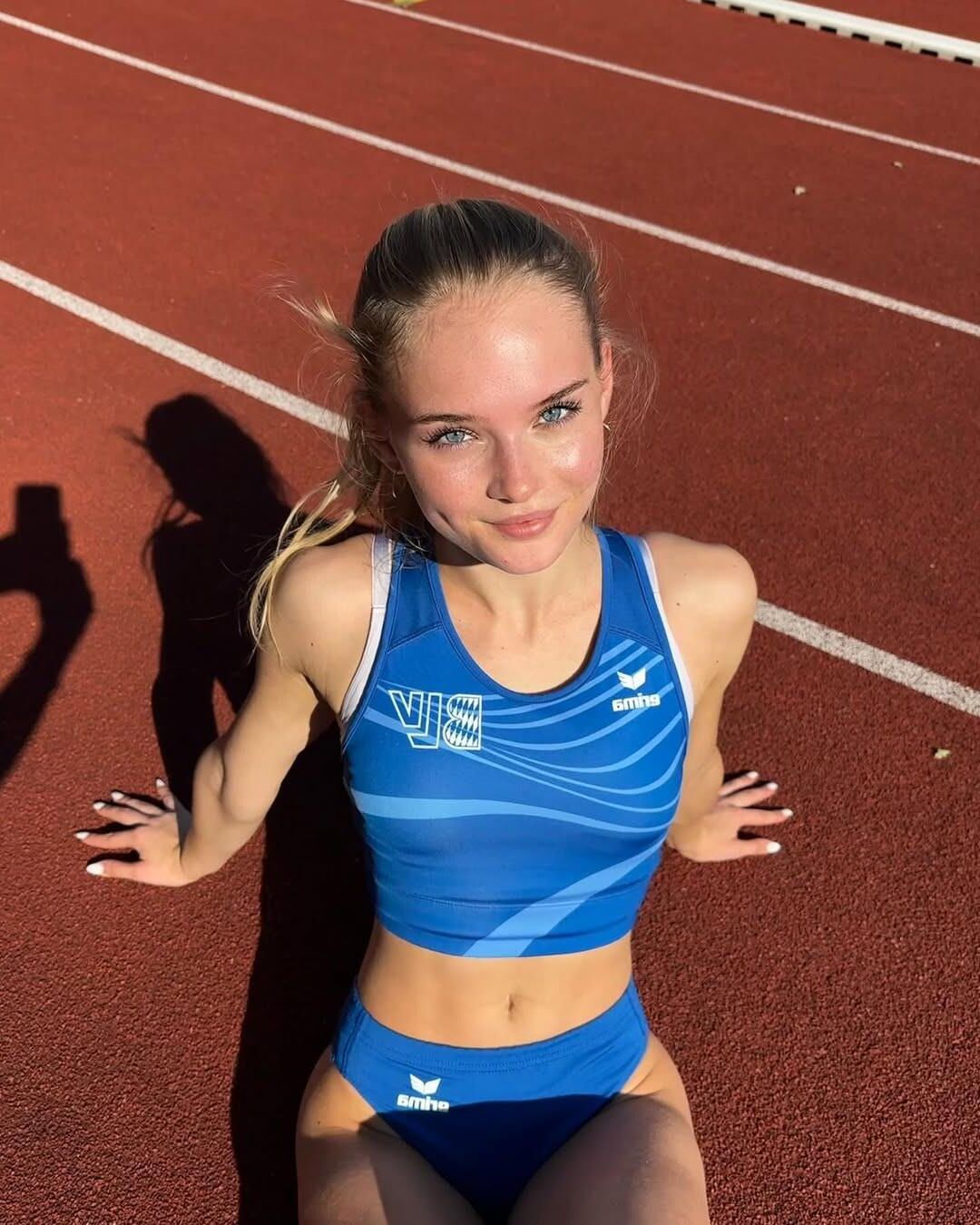 Sports Meat Of A Whore (NO LIMITS COMMENTS)