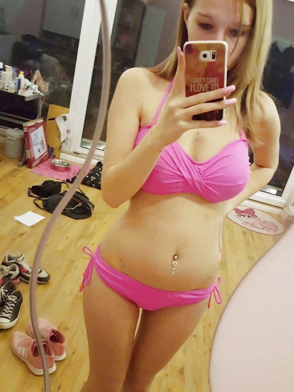 Saskia for your pleasure