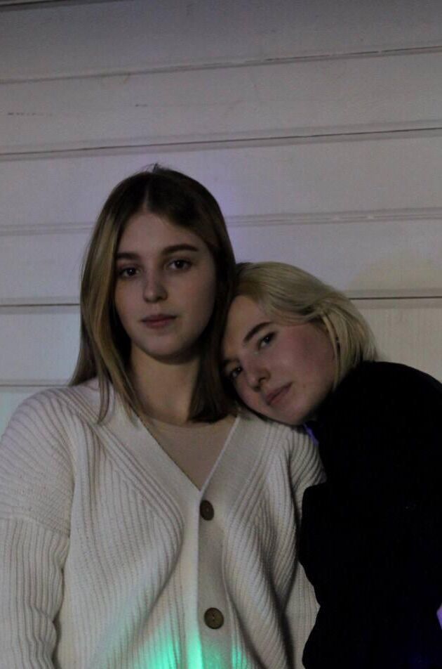 Who of us and how? The nd album with me and my innocent bestie