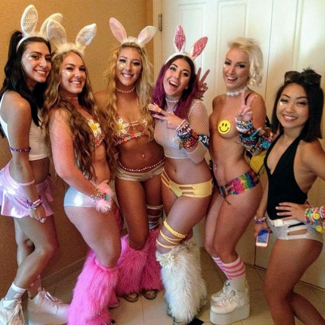 Sexy Festival Girls 