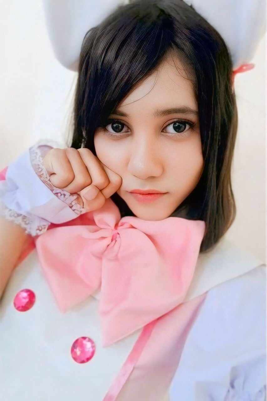 Feeling Cute