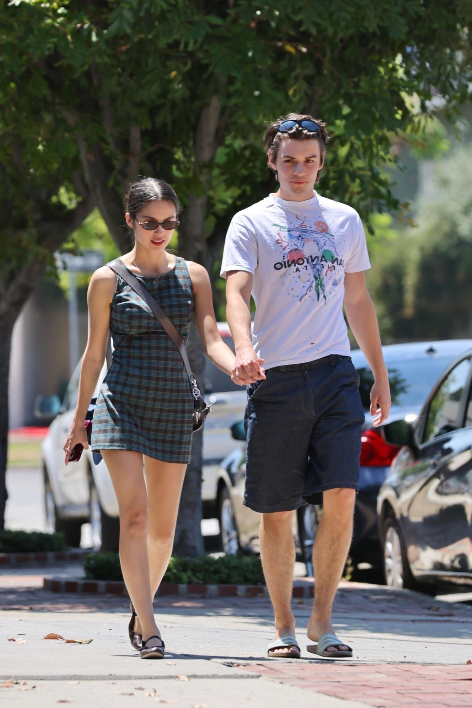 Olivia Rodrigo Out for lunch in Los Angeles August , 