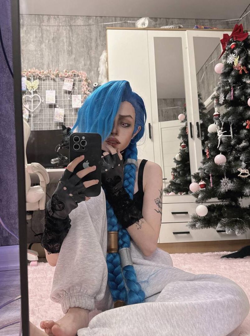 Bibsyes cute feet