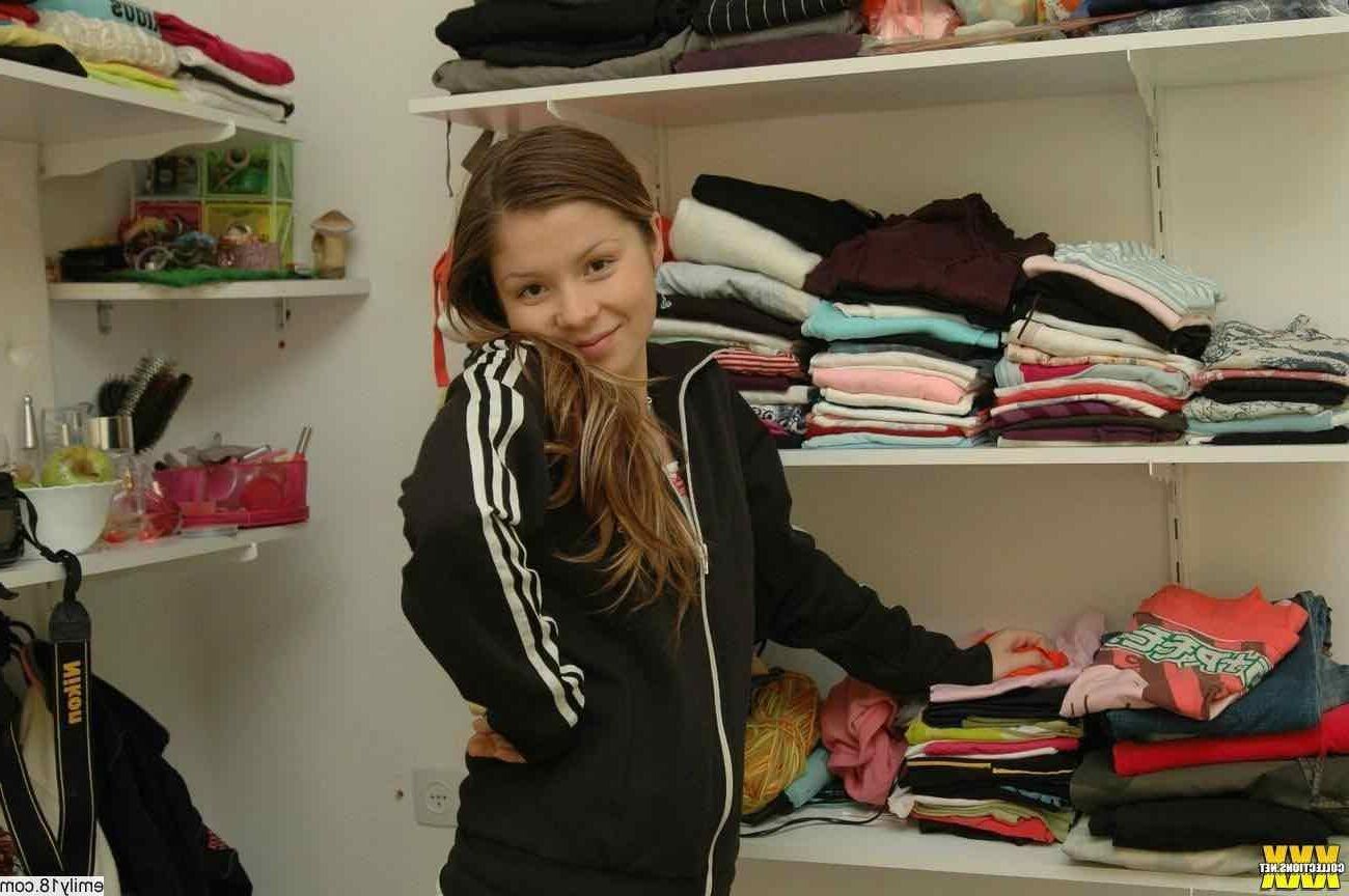 Emily EMILY What to wear