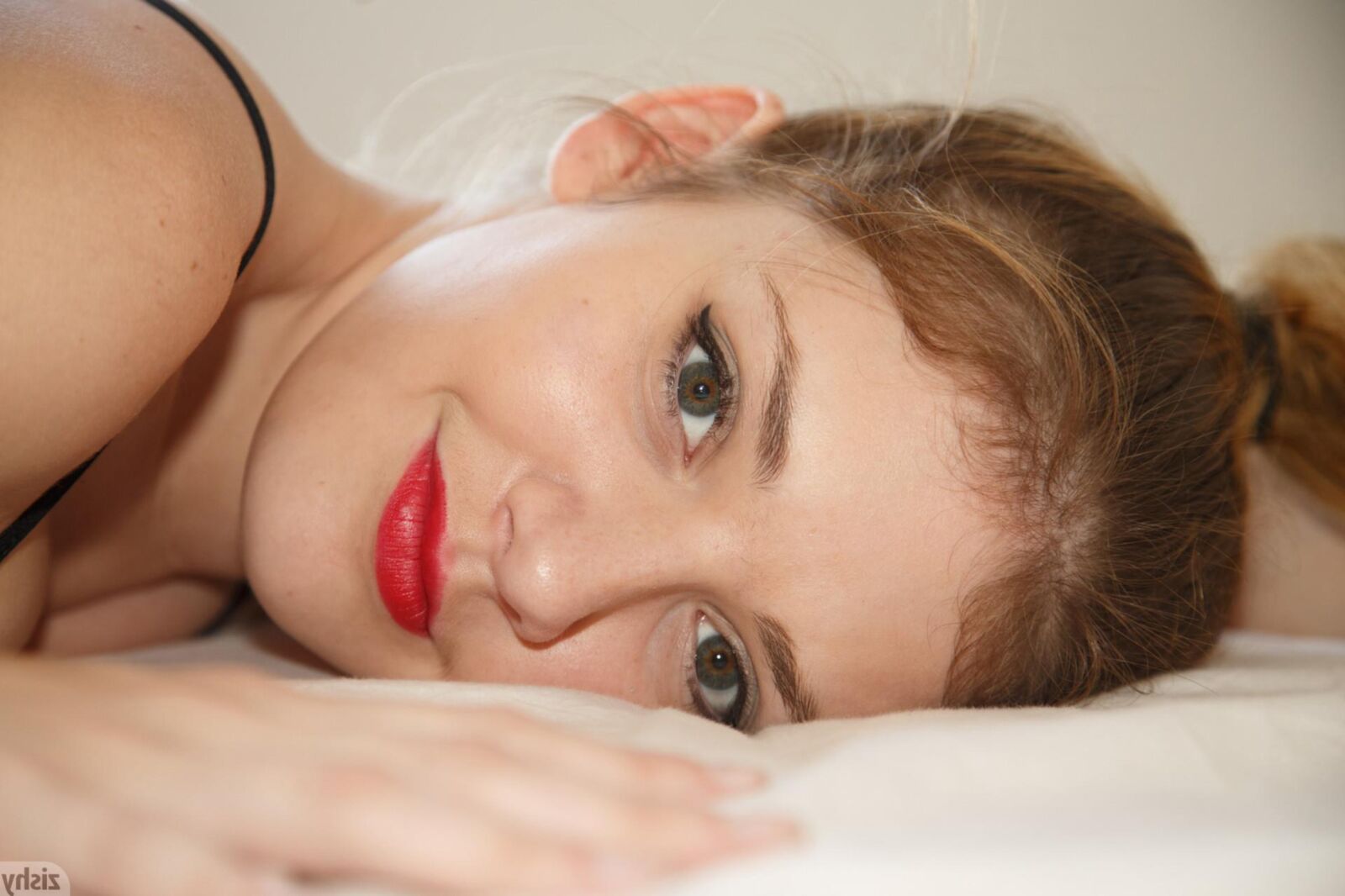 Faces for cum and pee 