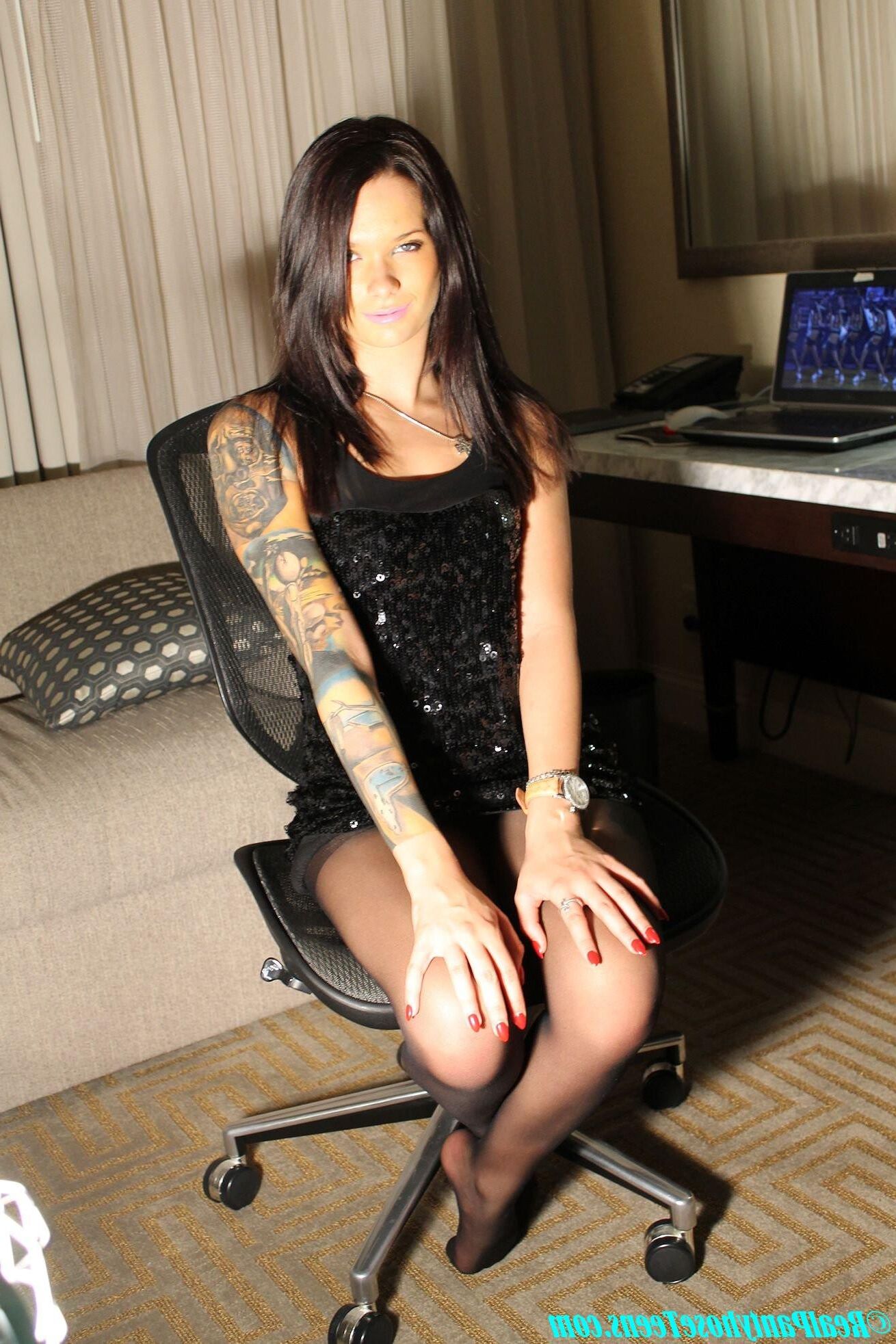 Fille de collants chauds