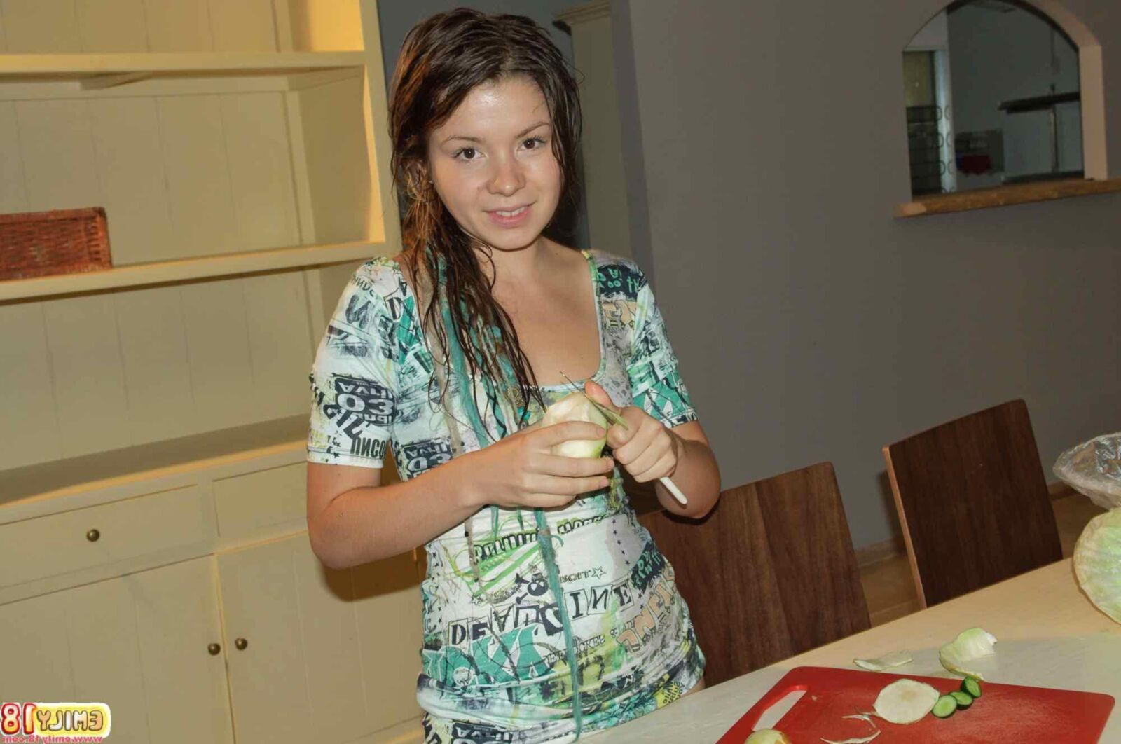 Emily EMILY Peeling fruit