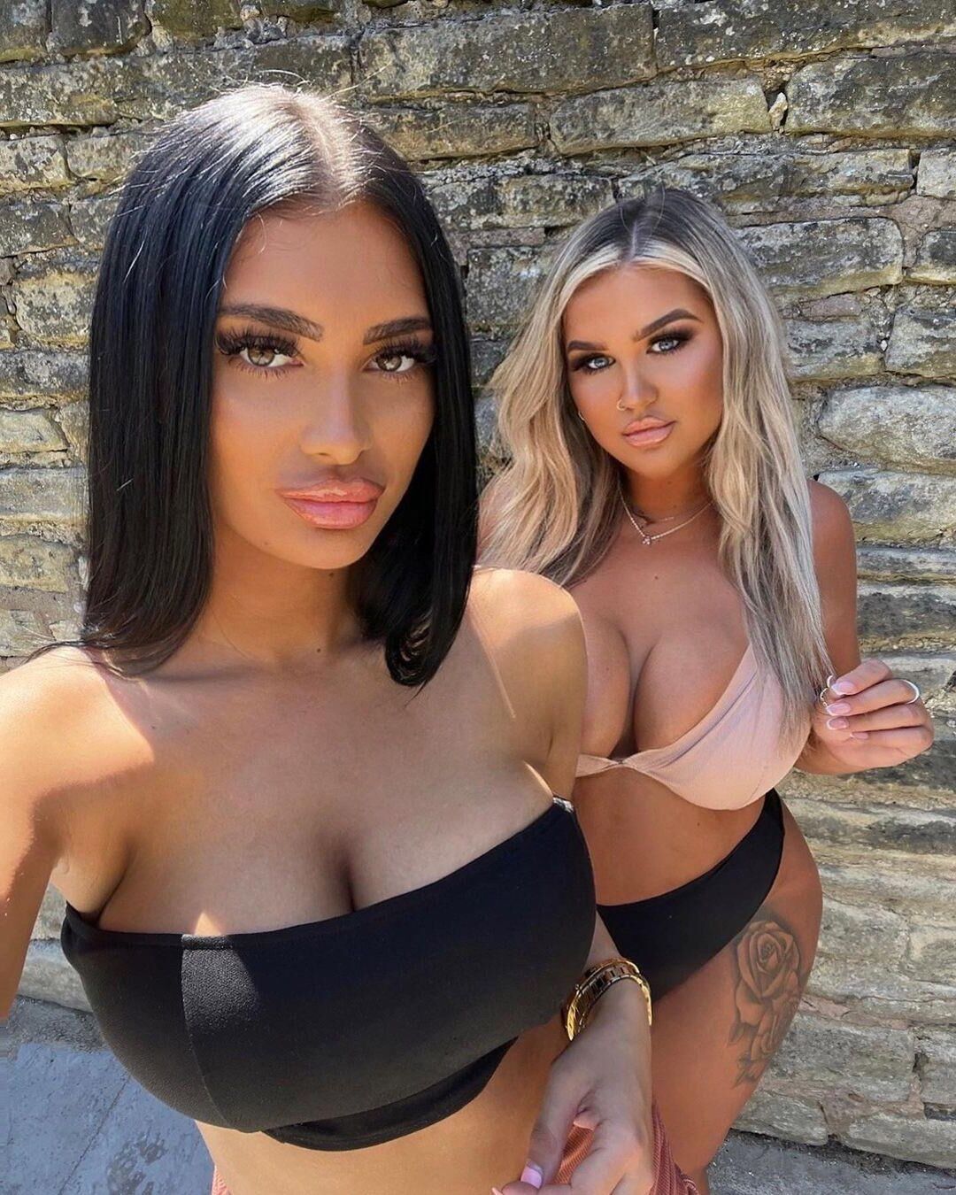 BIMBOS CHAV BITCHES para acariciar e drenar nossas bolas cheias tão rápido
