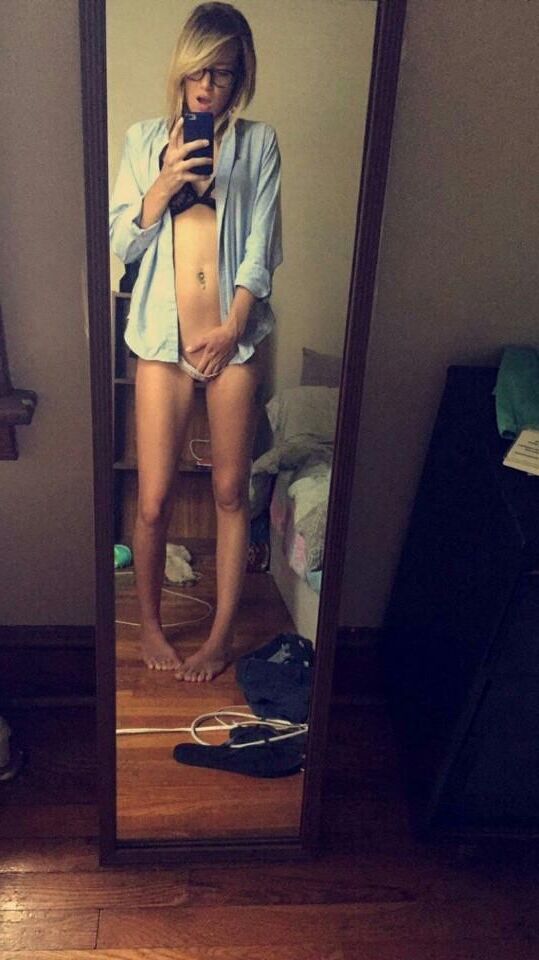 Webslut Kylie Exposed