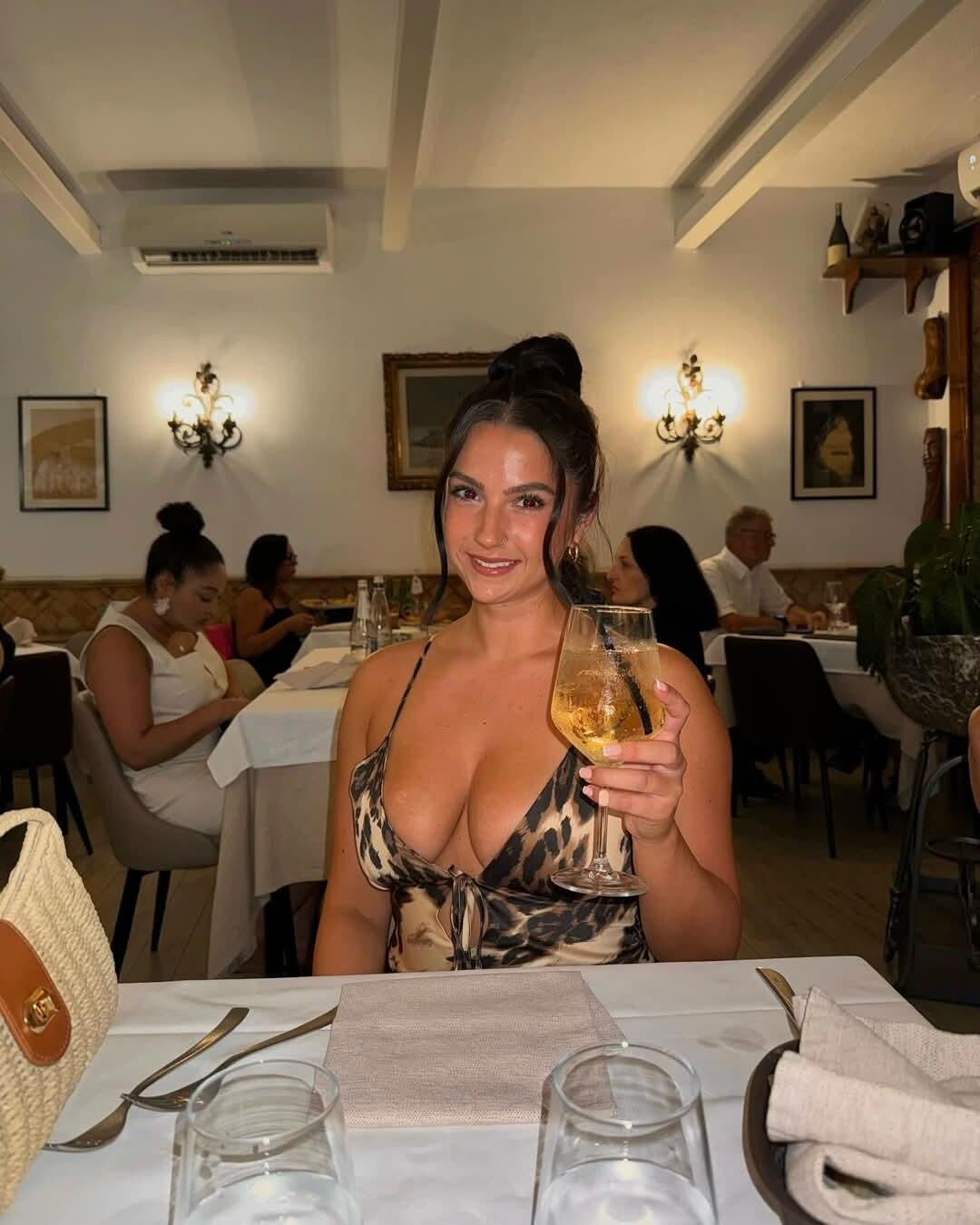 tâtonner mes seins