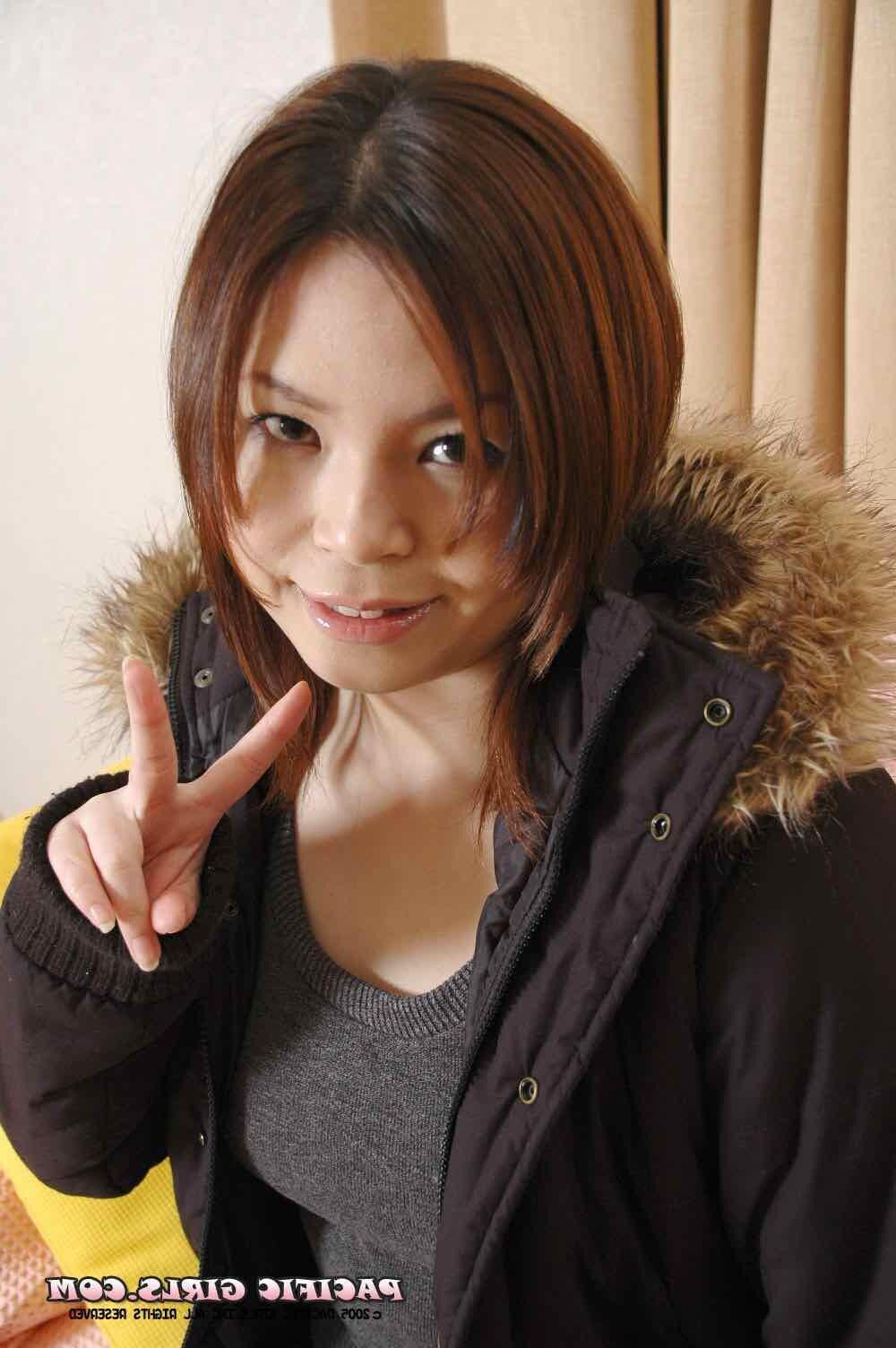 Pacificgirls Satomi déshabillée est le meilleur