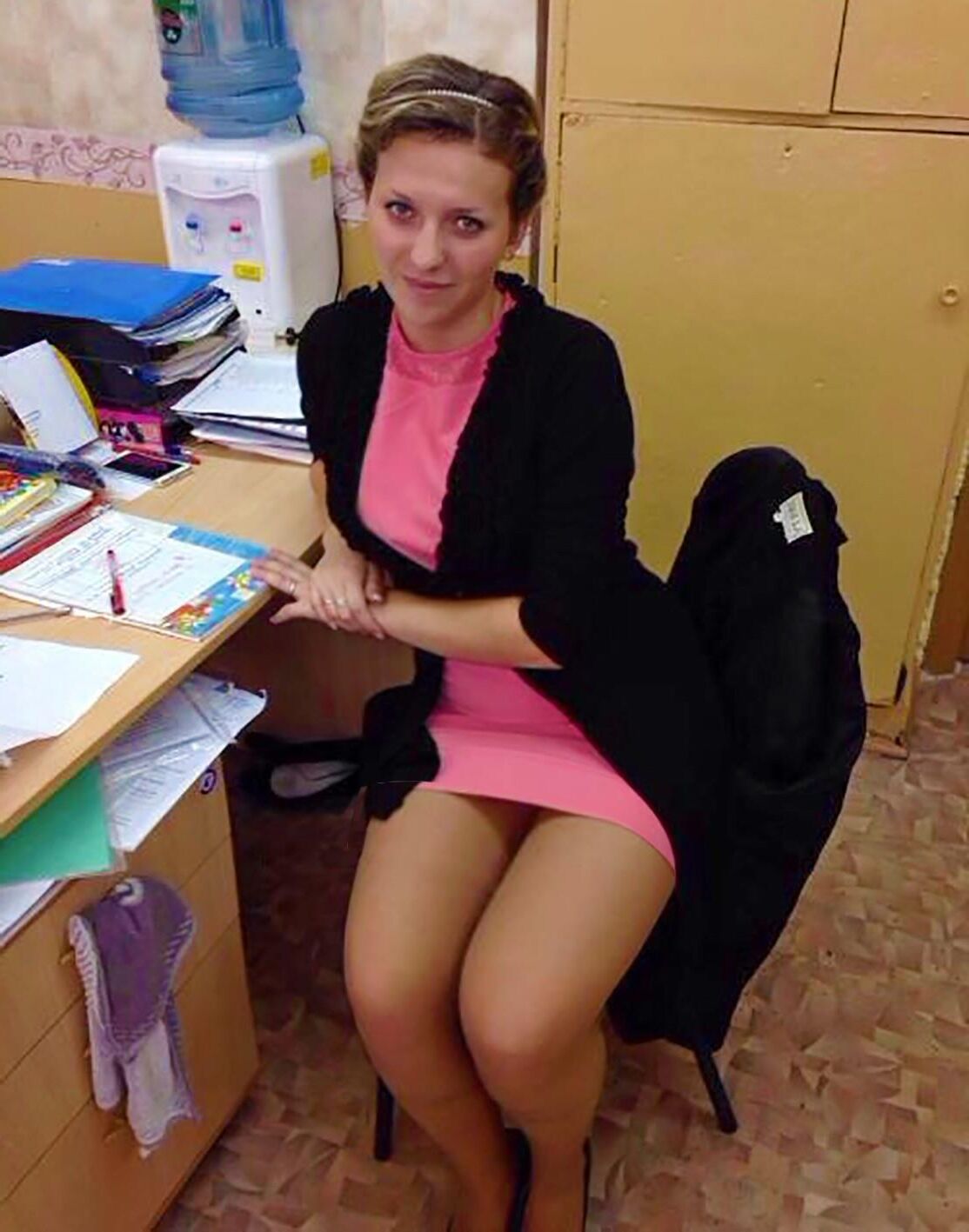 Larissas russian female Students and Teachers in Classroom 