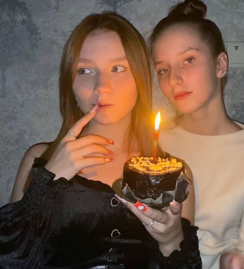 Non Nude Daughters Mixed 