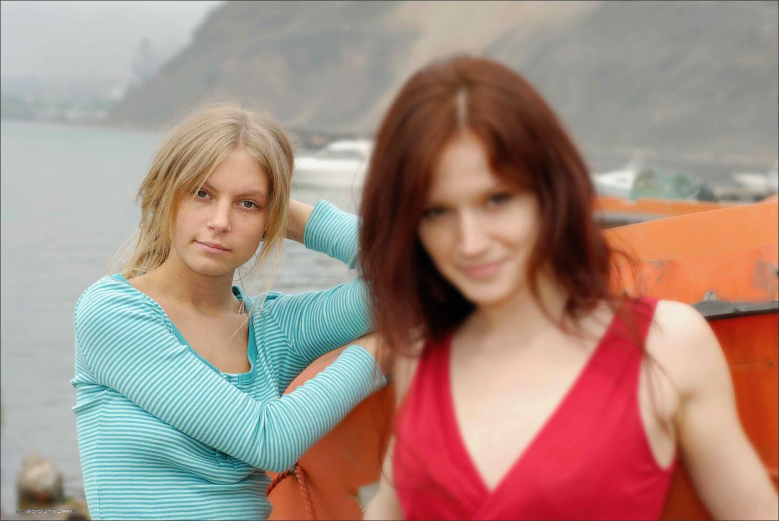 Mplstudios Yalena et Camille Cartes postales du bord (NN)