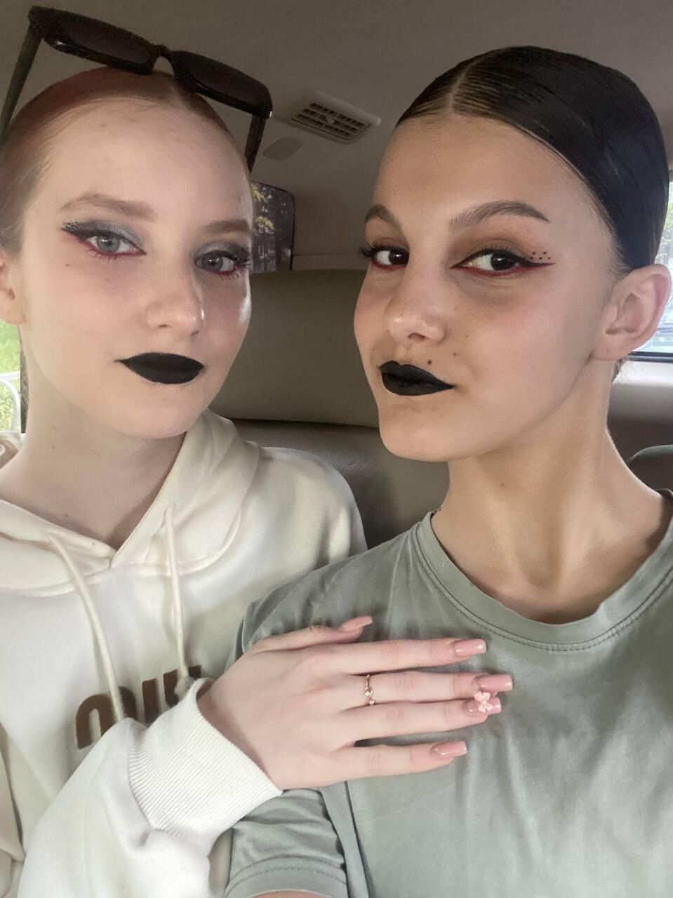 Non Nude Daughters Mixed 