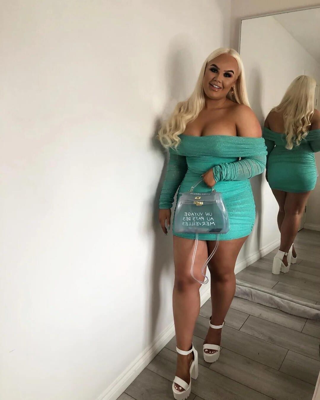 Filles en vert