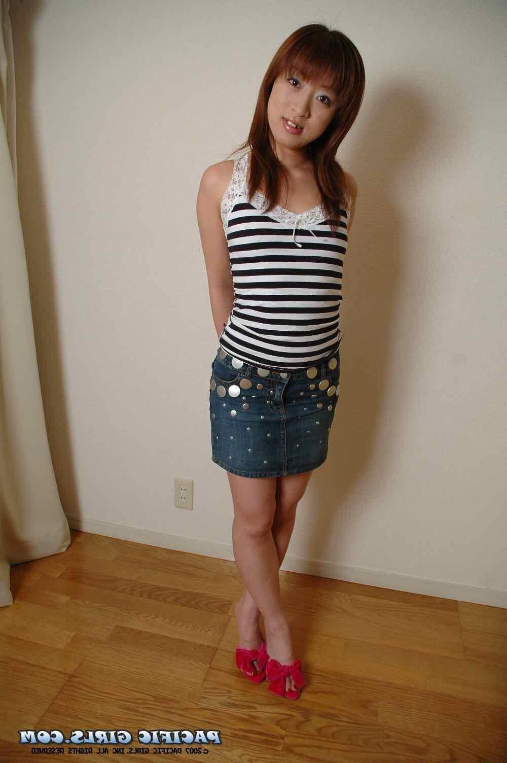 Pacificgirls Aika noir et blanc