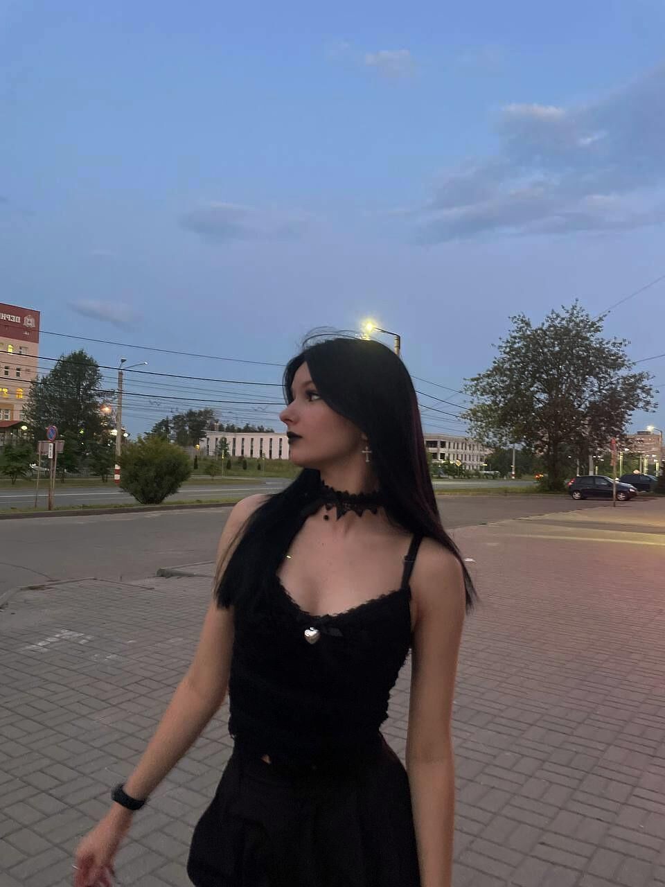 Не обнаженные дочери смешаны