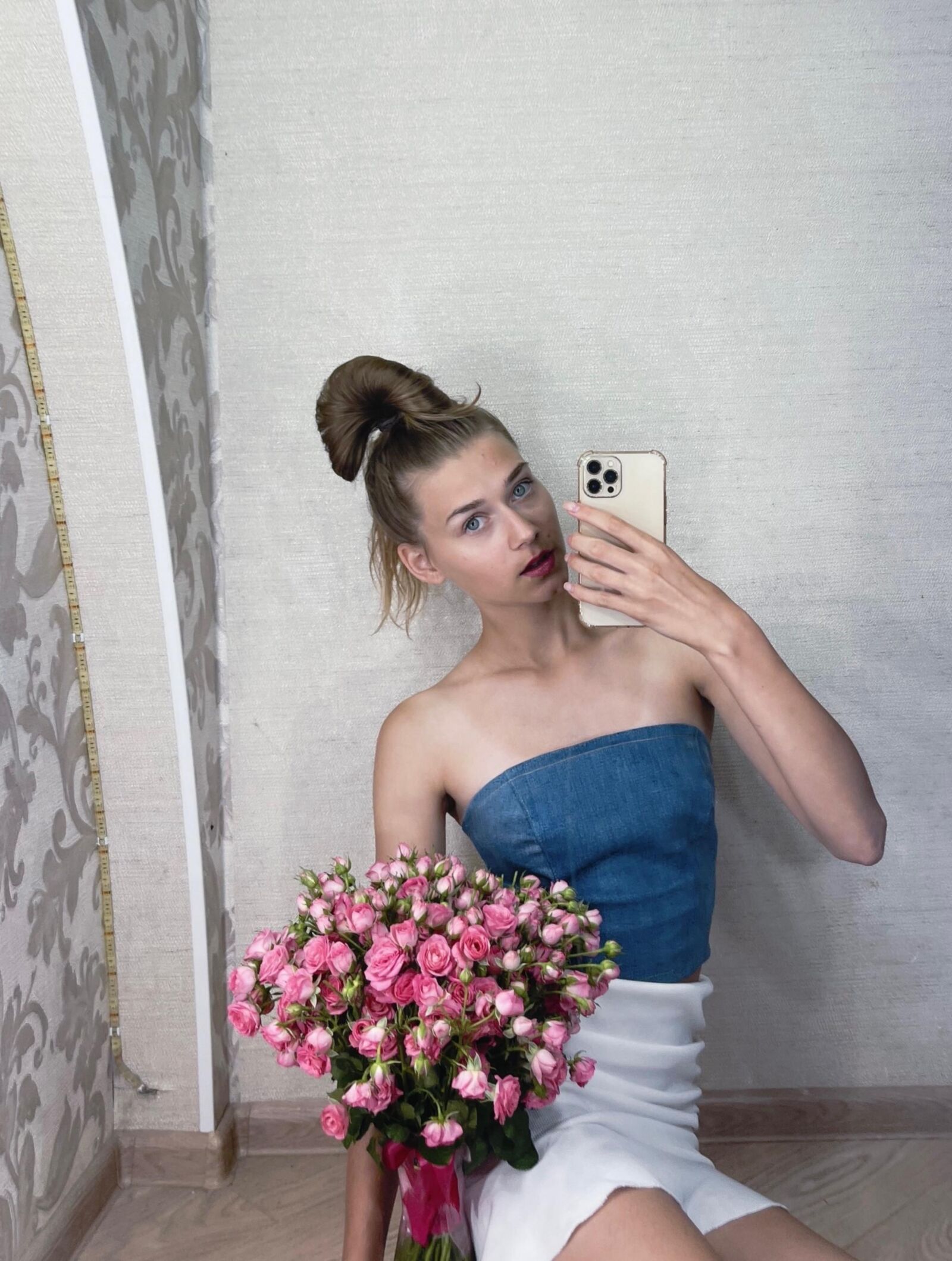 Не обнаженные дочери смешаны