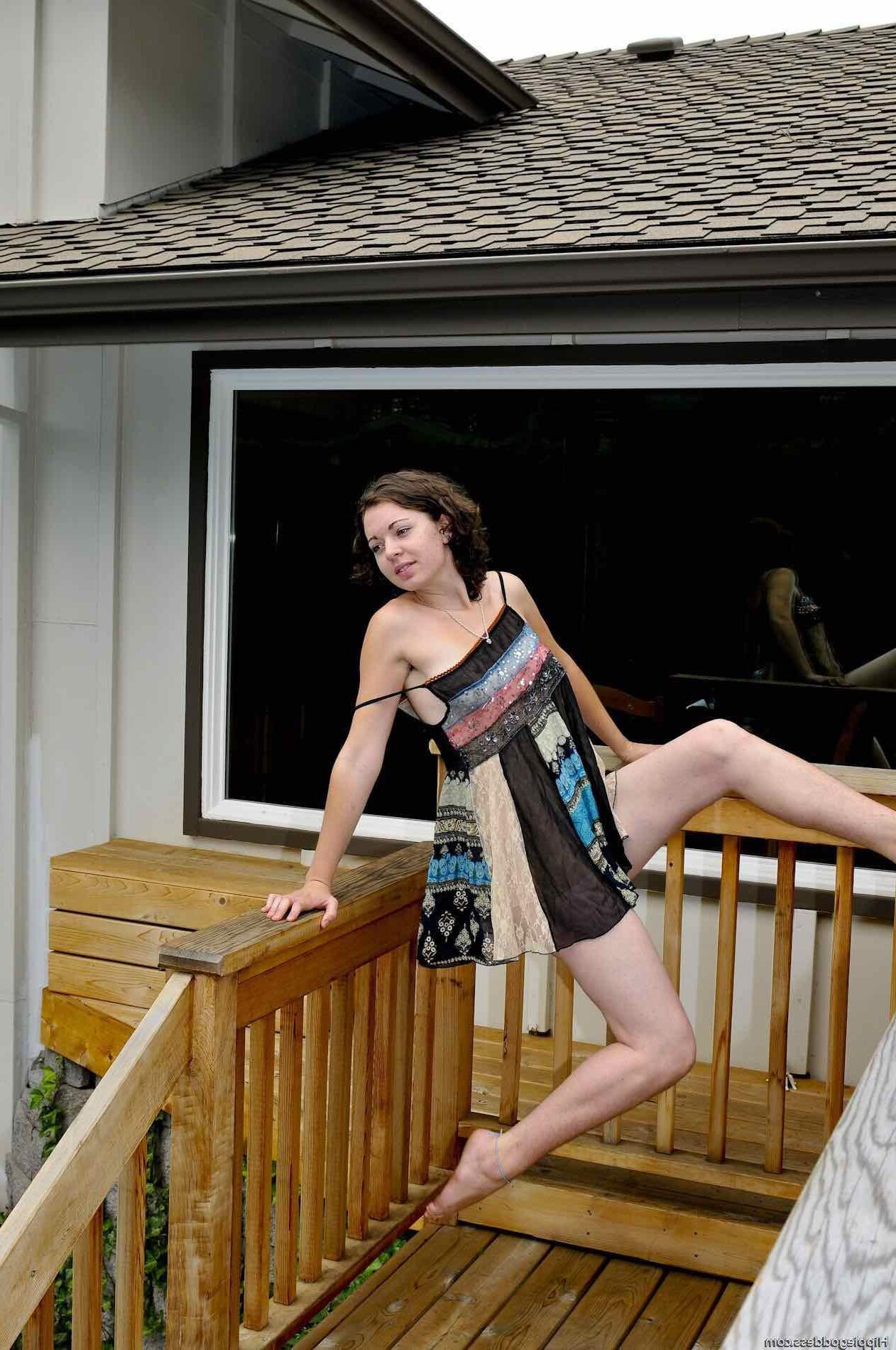Hippiegoddess Layla Outdoor Deck