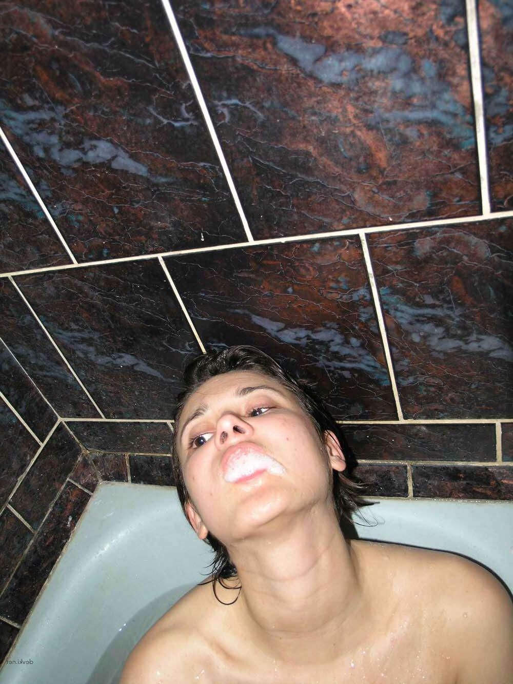 Девушка