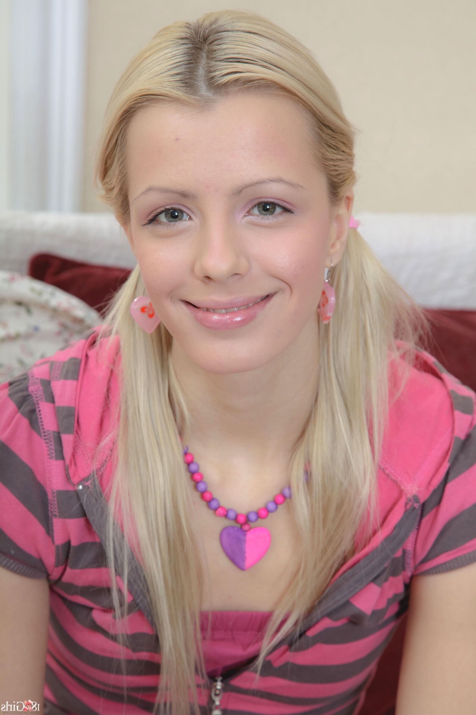 xgirls Shelley 