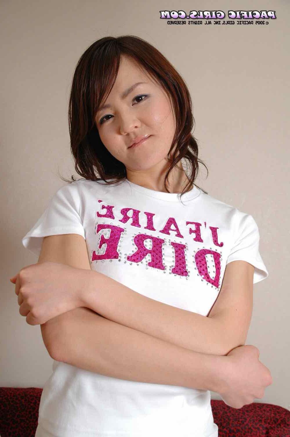 Pacificgirls Haruna escorregadia quando molhado