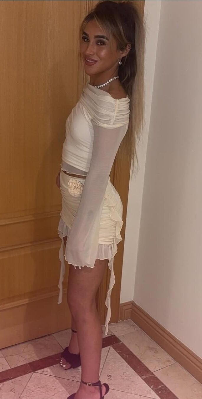 Leah budding teen gym obsessed wankDOLL belongs on pornsites