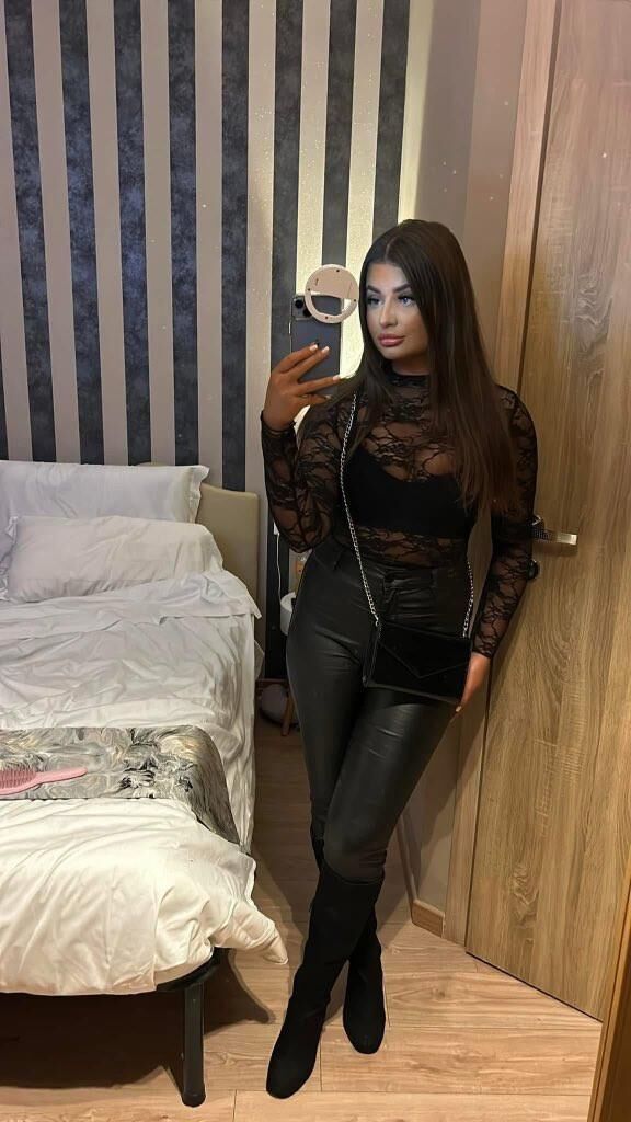 Mesh Girls 